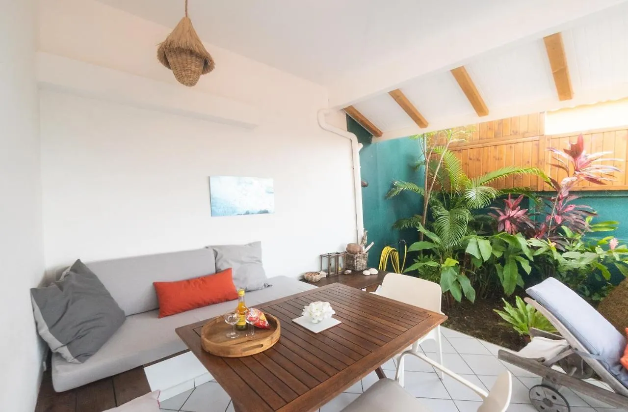 Bungalow Anse Figuier テール・ド・オー