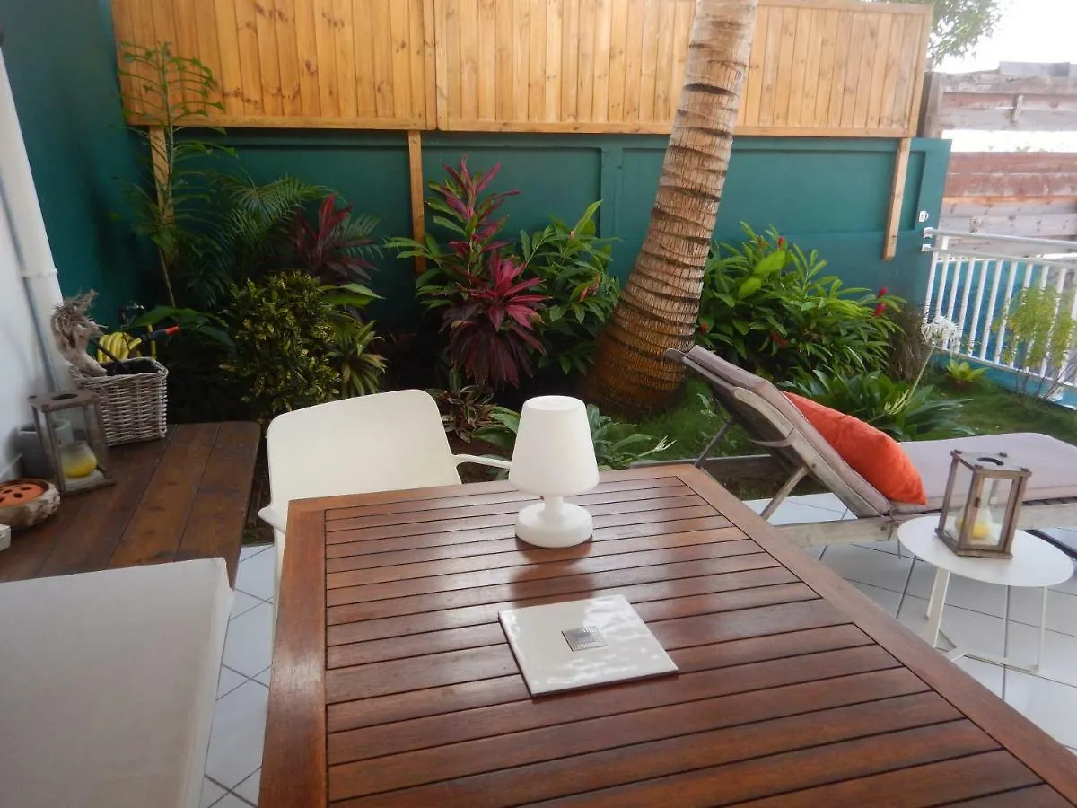Bungalow Anse Figuier テール・ド・オー 0*,